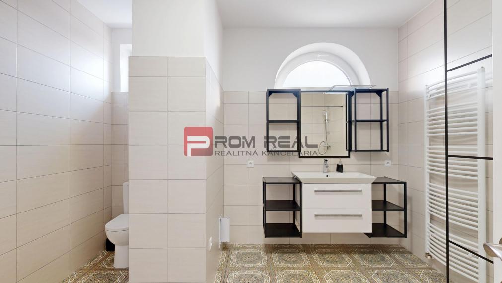 PRENAJOM 4 izbovy byt PEZINOK 133m2