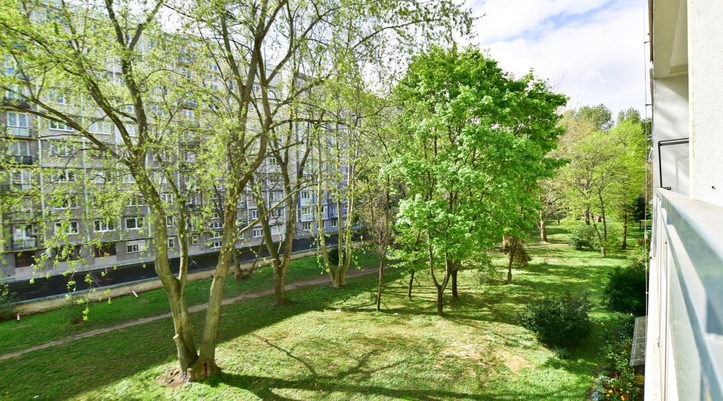 Hladám 3 izbový byt Centrum, Pezinok