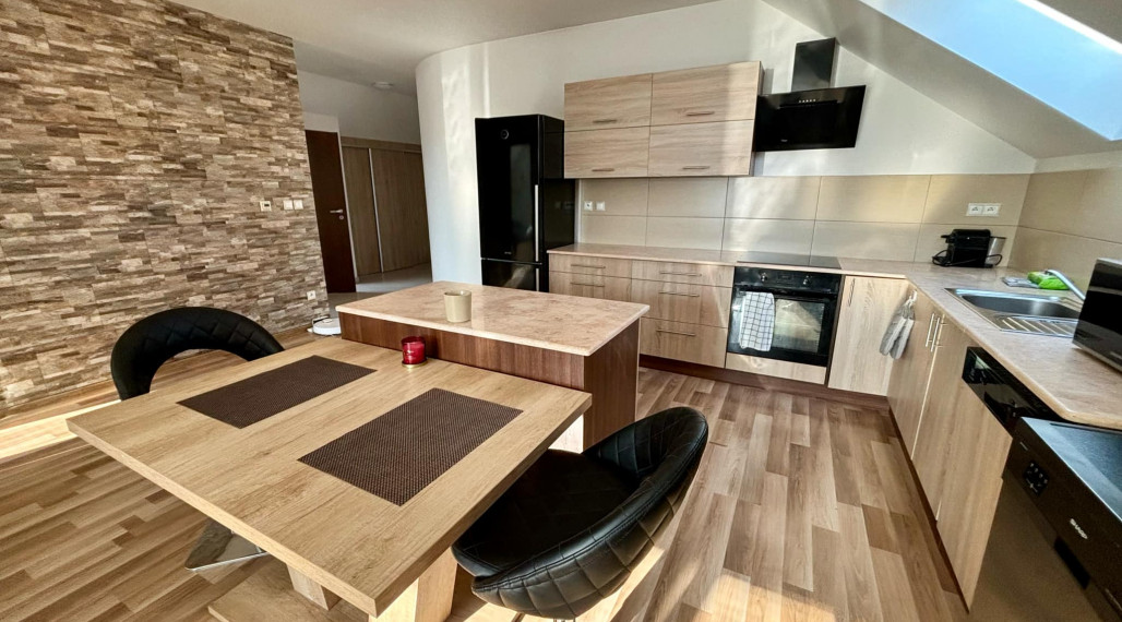 Predaj 2-izb. bytu so záhradkou - Šamorín