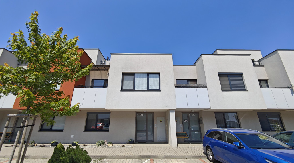 Predané - EXKLUZÍVNE na predaj bezbariérový 2-izbový byt so záhradou, Hviezdoslavov