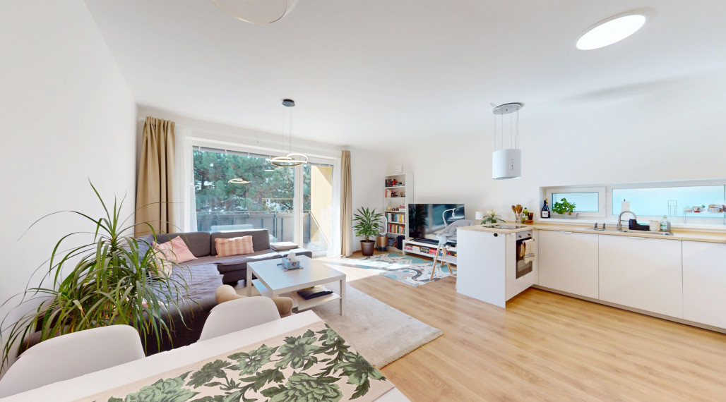 PRENAJATÉ Na prenájom 3 izbový byt s garážovým parkovaním Rovinka