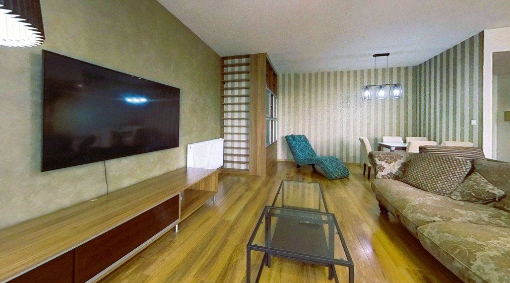 Veľkometrážny 2-izbový PENTHOUSE s PANORAMA výhľadom BA 🌇