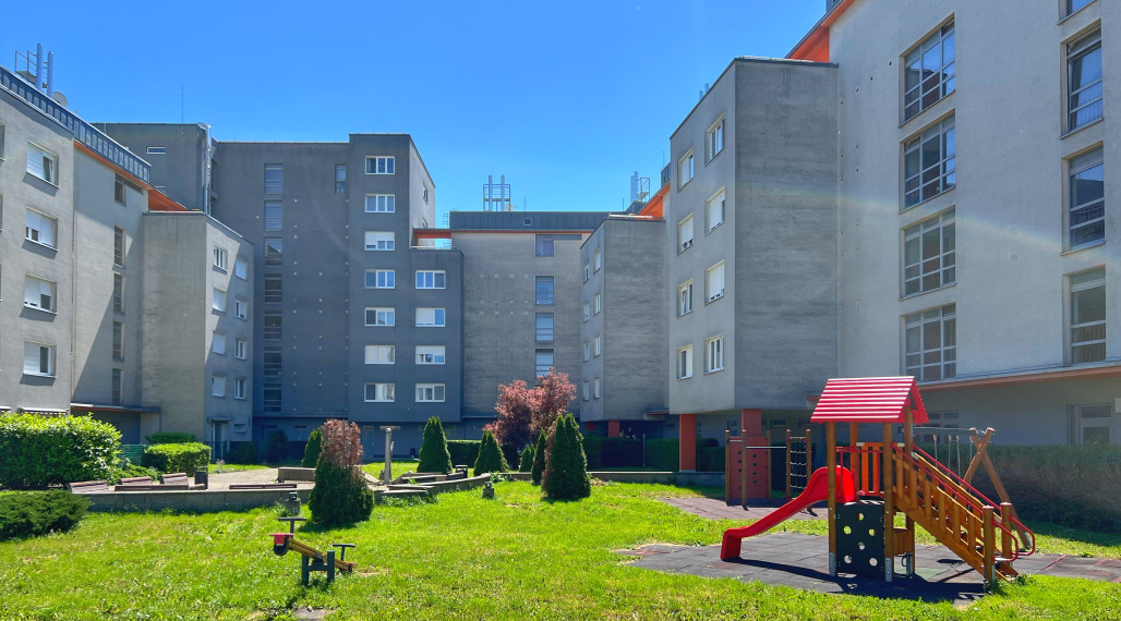 Exkluzivne Prenájom 1 izbový byt v KOPRIVNICI Dúbravka 3.p.