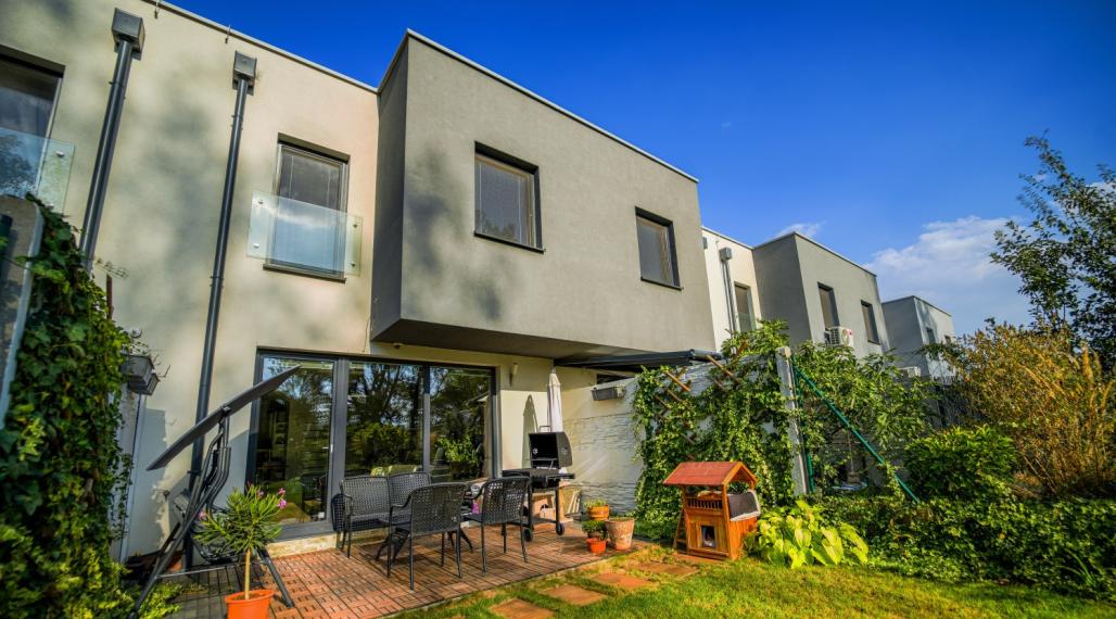 PREDAJ štýlové rodinné bývanie 4 izbový byt so záhradou