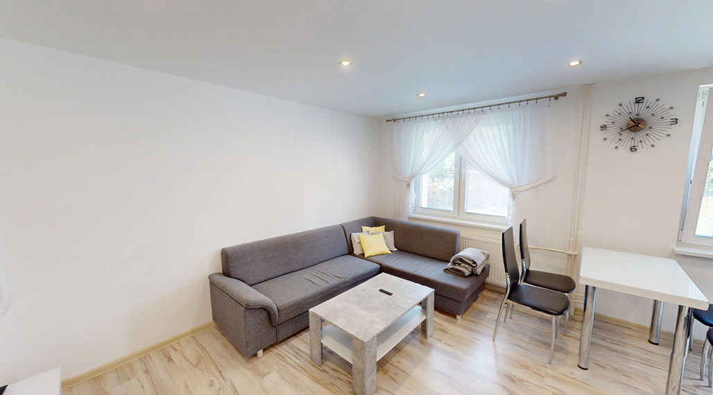 PRENÁJOM - 3i byt v obci Nová Bošáca