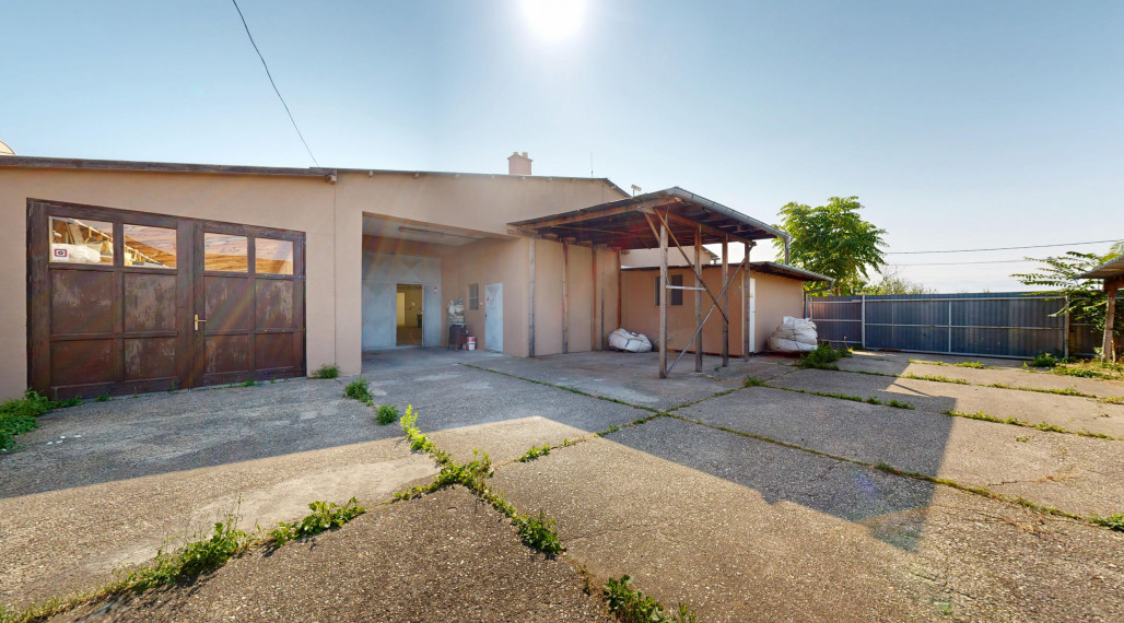 Výrobný priestor ideálny pre stolársku výrobu