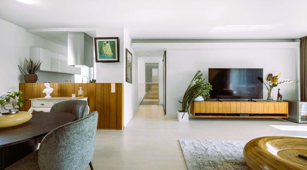 Veľkometrážny 5-izbový PENTHOUSE s PANORAMA výhľadom BA 🌇