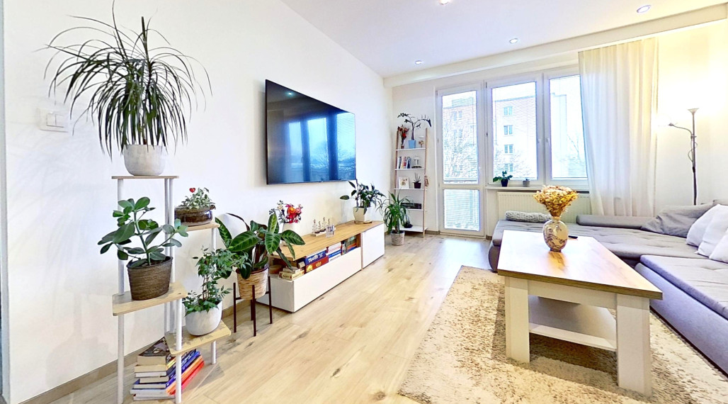 Prenájom 3i byt zariadený, 2 balkóny, Ružinov, Bratislava