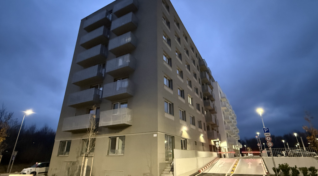 Pre konkrétneho klienta hľadám 2-izbový byt Ovocné Sady BA