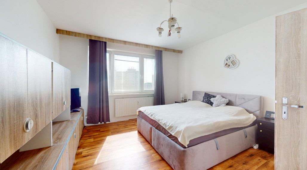 Na predaj 4 izbový byt 83m2 Petržalka vyhľadávaná lokalita