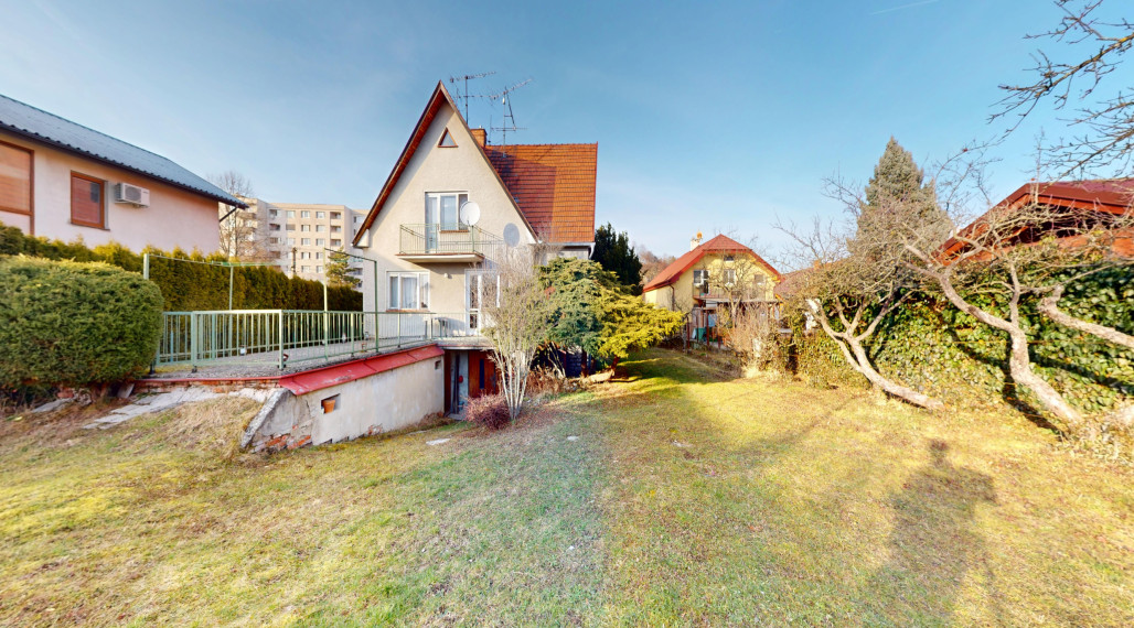 Na predaj rodinný dom v pôvodnom stave - Prievidza