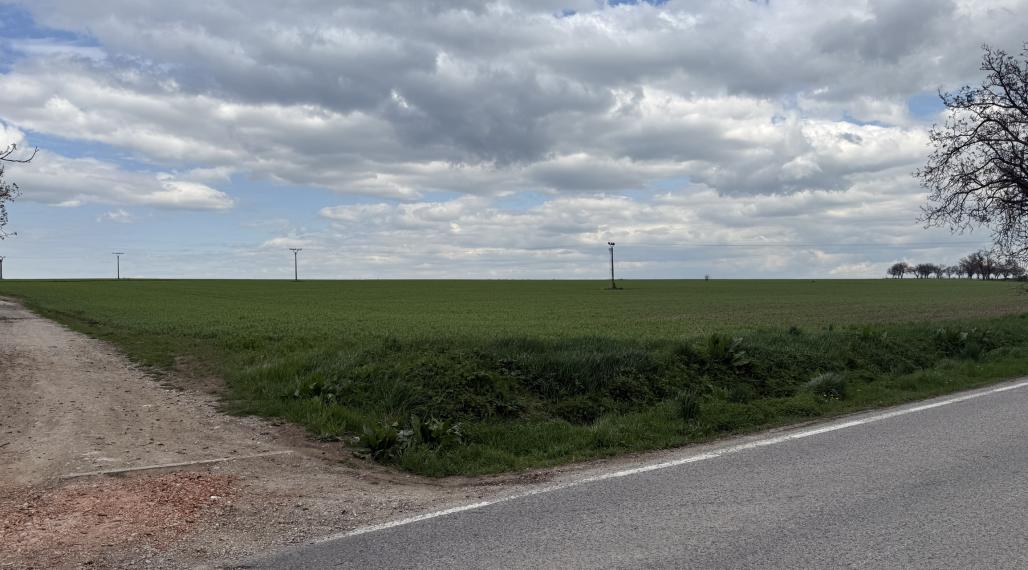 Pozemok priemyselná a výrobná výstavba 26415 m2 Vištuk