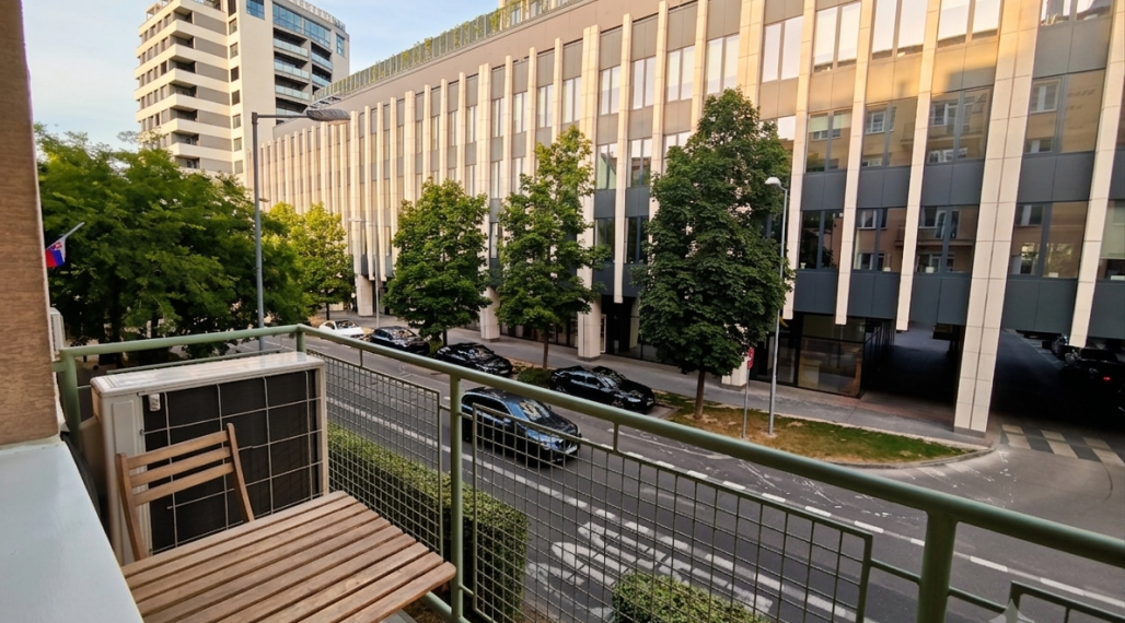 PREDAJ luxusného 3 izbového bytu STARÉ MESTO Bratislava