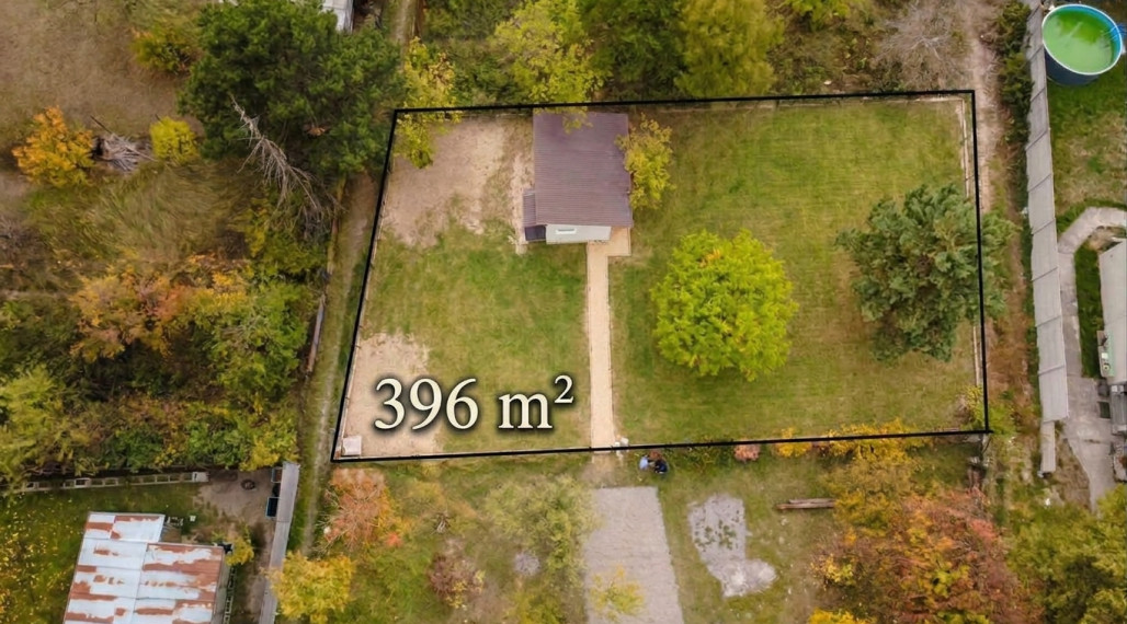 Na predaj: Slnečná záhrada 396 m² s chatkou – Bratislava, Rača (Žabí majer)