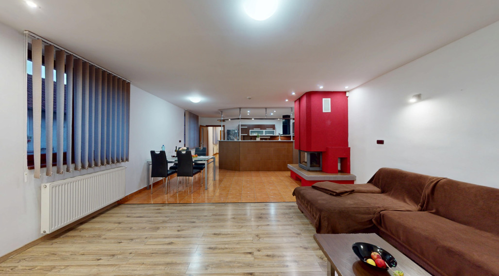 🏡3D OBHLIADKA -  Priestor, krb a pokojná atmosféra: 5-izbový dome v srdci Modry!