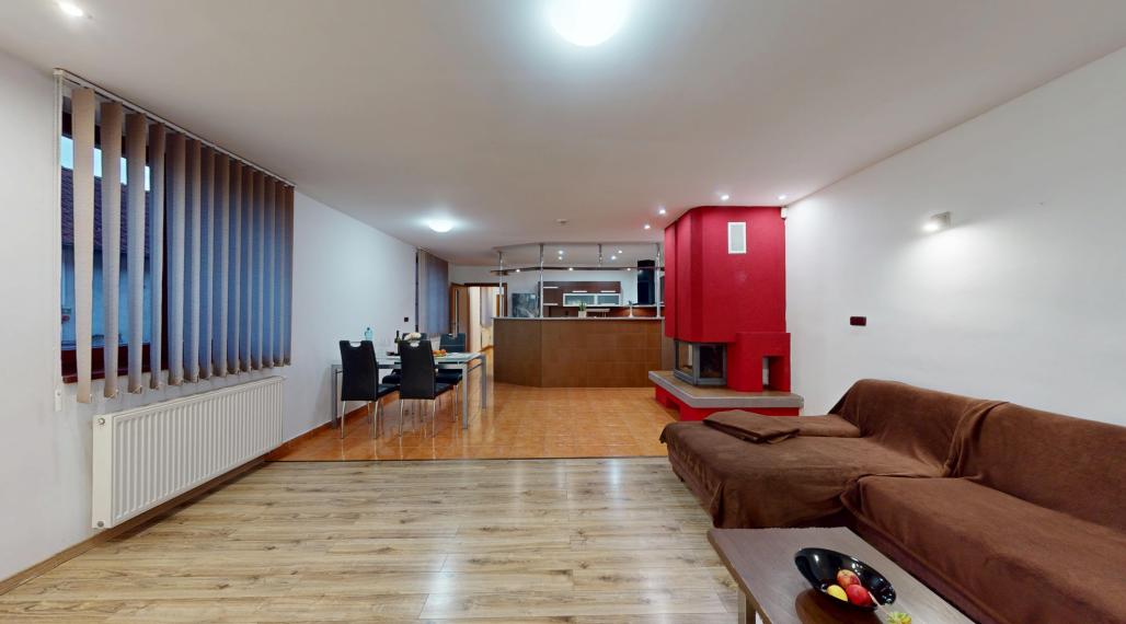 🏡3D OBHLIADKA -  Priestor, krb a pokojná atmosféra: 5-izbový dome v srdci Modry!