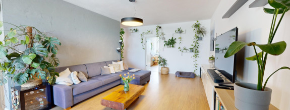 Na PREDAJ priestranný 3 izbový byt vo vyhľadávanej lokalite - Pezinok