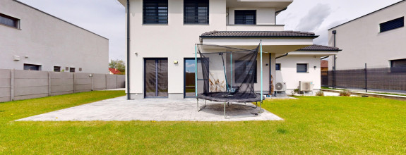 PRENÁJOM 5-izbový nový moderný dom v Bratislave Ruženínová