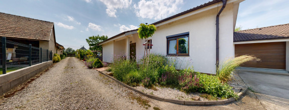 PREDAJ - Pekný 4i rodinný dom v Hrubom Šúre