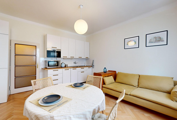 PRENAJATÉ 2i byt, Staré Mesto, Bratislava