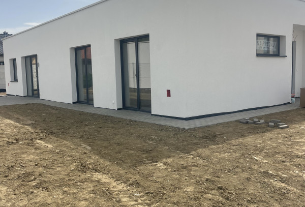 Na predaj: Priestranný 5-izbový dom v obľúbenej lokalite