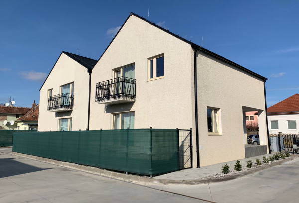 Na predaj 3 izbový byt + 2x parking Ivanka pri Dunaji