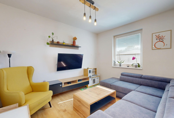 Rezervované 3 izbový  byt v obci Tomášov