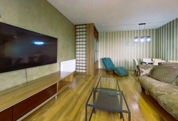Veľkometrážny 2-izbový PENTHOUSE s PANORAMA výhľadom BA 🌇