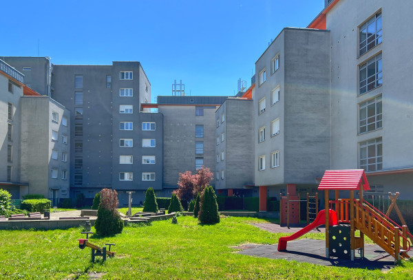 Exkluzivne Prenájom 1 izbový byt v KOPRIVNICI Dúbravka 3.p.