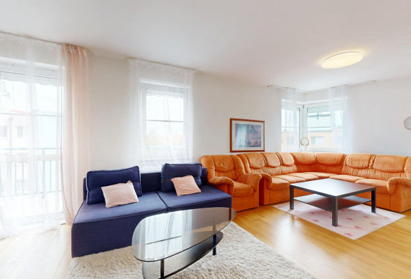 veľkometrážny 3 izbový byt s parkovacím miestom na predaj