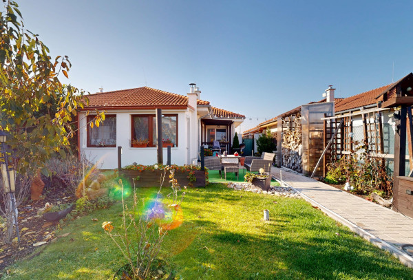 PREDAJ 4 izbový bungalov Malý Raj