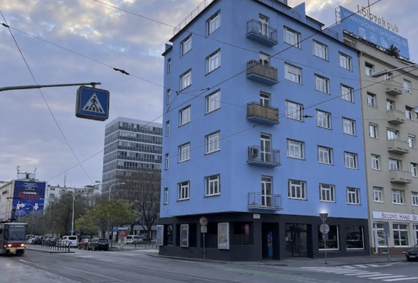 PREDAJ - Krásny 3i byt na zaujímavej adrese v Starom meste