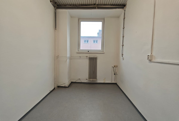 AMEX PARK - budova APB II - kancelária č. 2.05