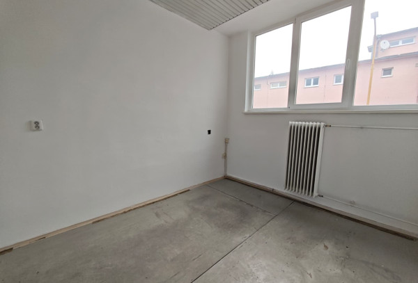 AMEX PARK - budova APB II - kancelária č. 2.06