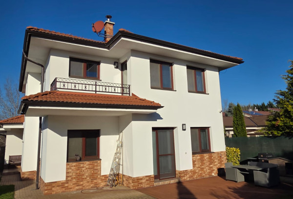 PRENÁJOM 5-izbový  RD 140 m2 Záhorská Bystrica