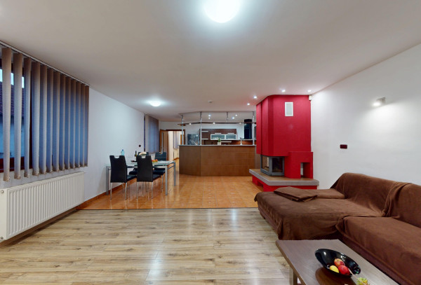 🏡3D OBHLIADKA -  Priestor, krb a pokojná atmosféra: 5-izbový dome v srdci Modry!